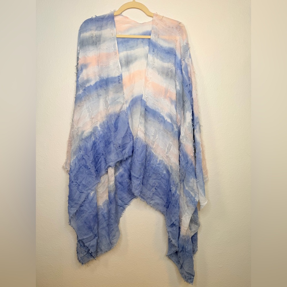 NWOT ✨ Boutique Brand Lightweight Shawl Beach Coverup One Size $88